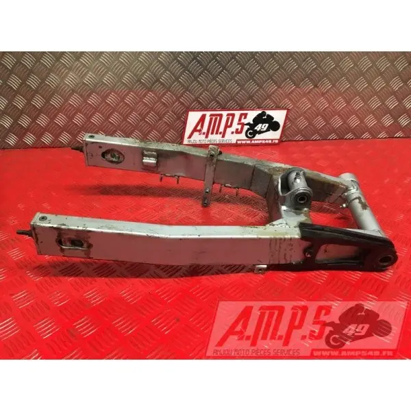 Bras oscillant Kawasaki ZR-7 1999 à 2004ZR7994878XS17B3-F1343674used