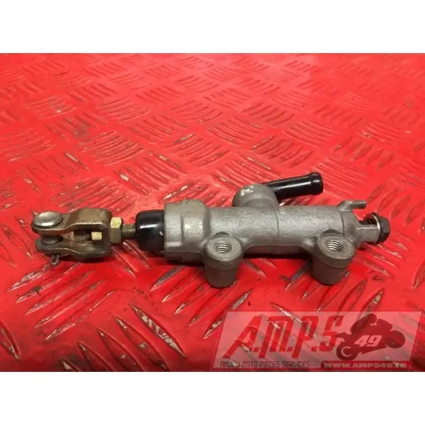 Maitre cylindre de frein arriere Kawasaki ZR-7 1999 à 2004ZR7994878XS17B3-F1343653used
