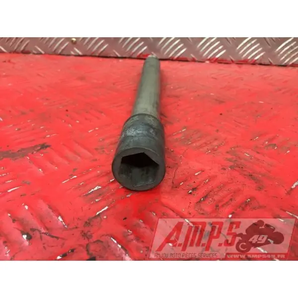 Axe de roue avant YAMAHA FZ6 600 FAZER S2 2007 - 2010FZ607CA-343-ALB4-F2344858used
