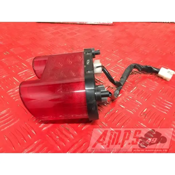 Feux arrière Yamaha 1000 FZS 2001 à 2005FZS100003EN-968-RF-B4-E3344936used