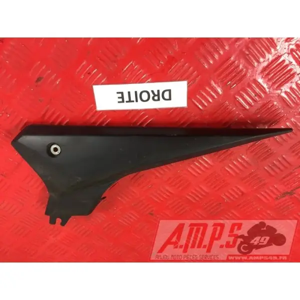 Plastique sous selle droitXJ614DC-642-JPAJOUTBIS345393used