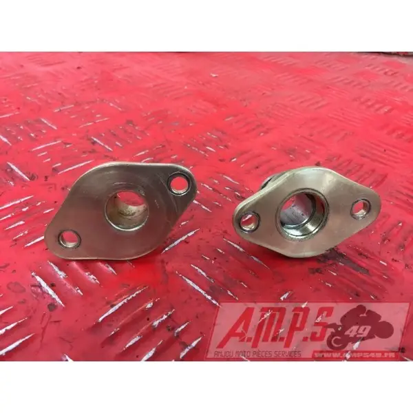 Excentrique d axe de bras oscillant Triumph Street Triple 2007 à 2010STREET67508AL-758-LR52-E2345996used