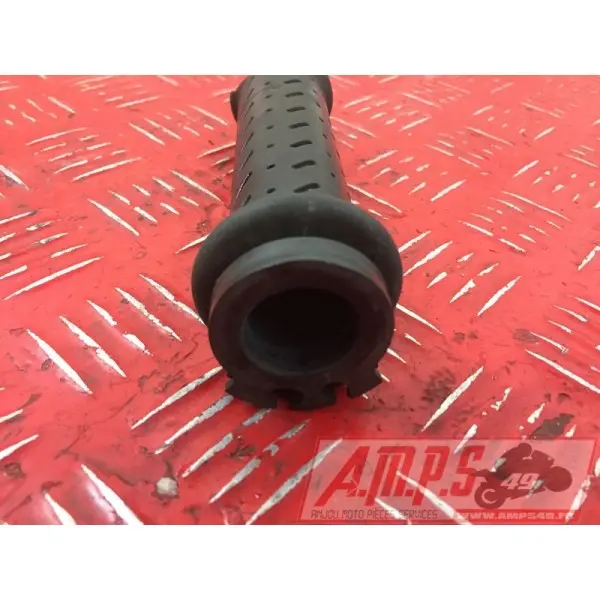 Tube d'accelerateur Triumph Street Triple 2007 à 2010STREET67508AL-758-LR52-E2346044used