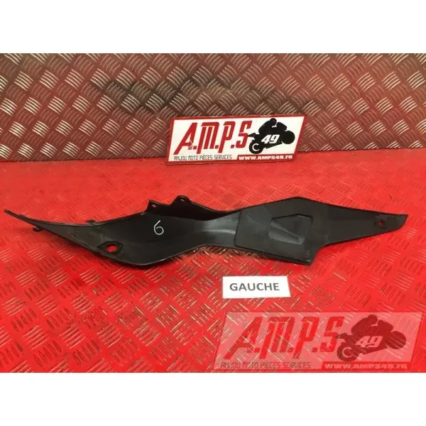 Cache sous selle gaucheRSV100005867BKV06H4-E2346808used