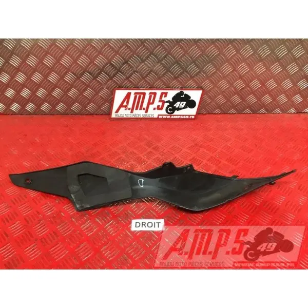 Cache sous selle droitRSV100005867BKV06H4-E2346802used