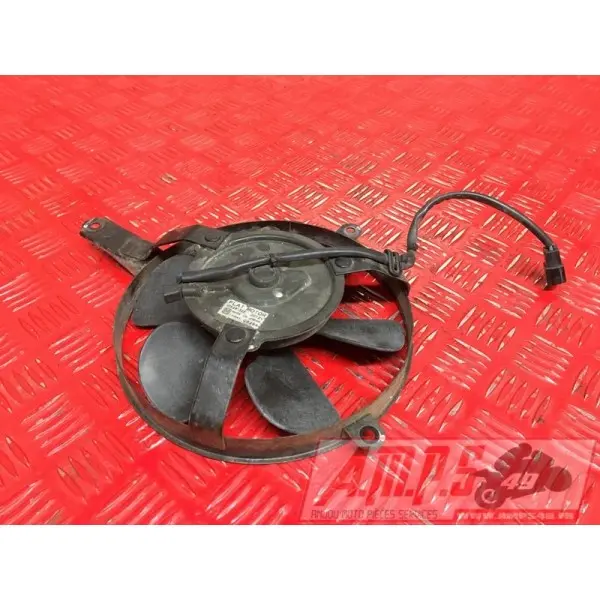 Ventilateur Yamaha R1 2000 à 2001R100EK-025-MCB4-A4351459used