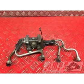 Recyclage de gaz Yamaha R1 2000 à 2001R100EK-025-MCB4-A4351498used