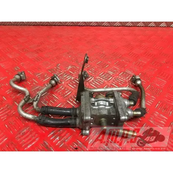 Recyclage de gaz Yamaha R1 2000 à 2001R100EK-025-MCB4-A4351498used