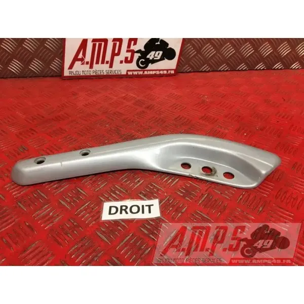 Cache plastique arriere droit125CLASSIC979347-XJ-49H4-A735181used