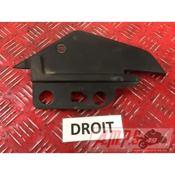 Cache plastique droitSHIVER75007BM-868-ZLH4-F2352120used