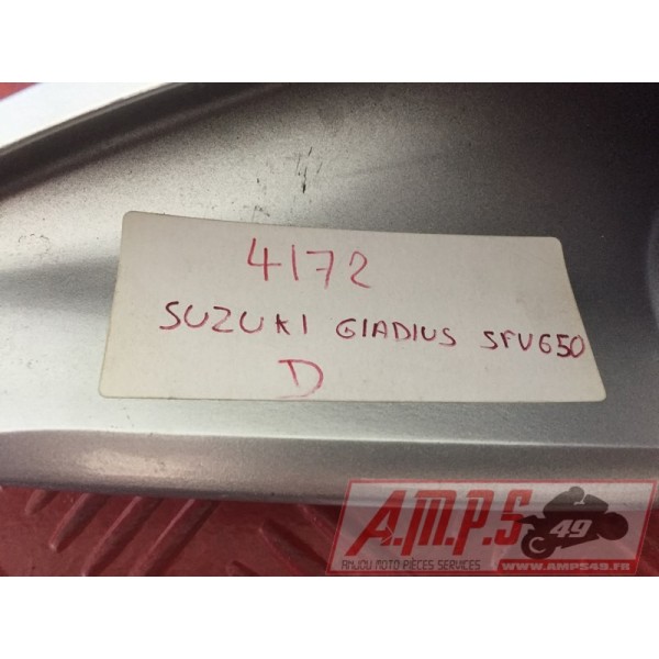 Suzuki Gladius droitLOTAYAM353668new