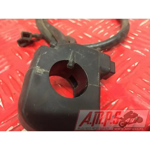 Commodo droitCBF125AX883NE354727used