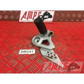 Platine repose pied droiteCBF125AX883NE354749used