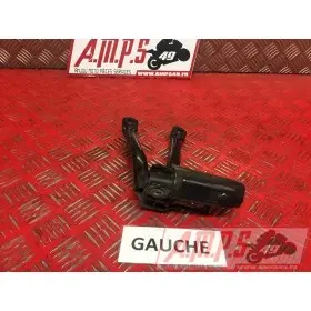 Platine repose pied passager gaucheCBF125AX883NE354752used