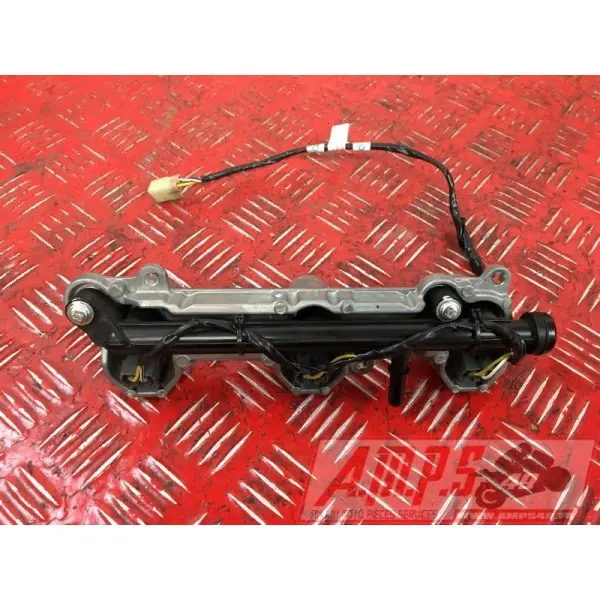 Rampe d'injection secondaire MV Agusta F3 675 800 ABS 2012 à 2017F367513CY-819-QZH5-G1354932used