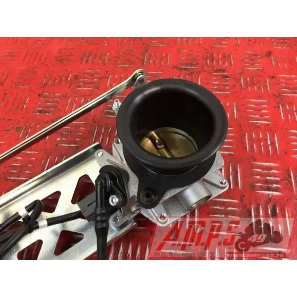 Rampe d'injection82115DQ-916-LYH3-B7355262used