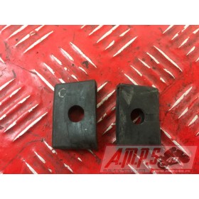 Paire de caoutchouc Yamaha R1 2007 à 2008 4C8R107EF-950-HZB4-B0355513used