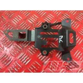 Plastique boucle arriere Yamaha R1 2007 à 2008 4C8R107EF-950-HZB4-B0355499used