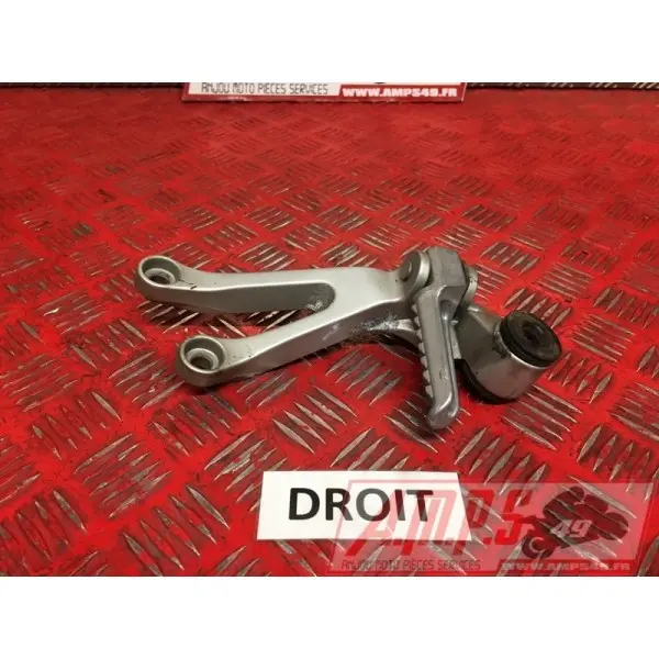 Platine repose pied passager droiteZX6R01BT-708-DPB3-B4356074used
