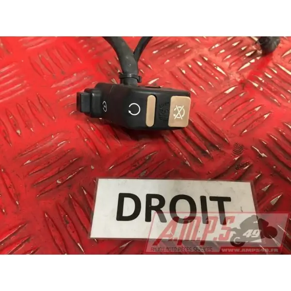 Commodo droit Honda VTR 1000 F Firestorm 1997 à 2006VTR100098EW-292-WRB5-F5356924used