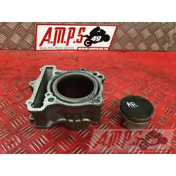 Cylindre piston arriere