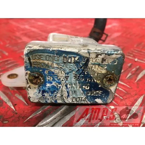 Bocal de liquide de frein arriereSVS05DN-169-LRB1-D0357824used