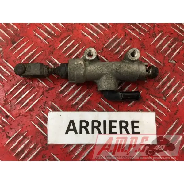 Maitre cylindre de frein arriereZZR60094CD-352-CQB3-B1358021used