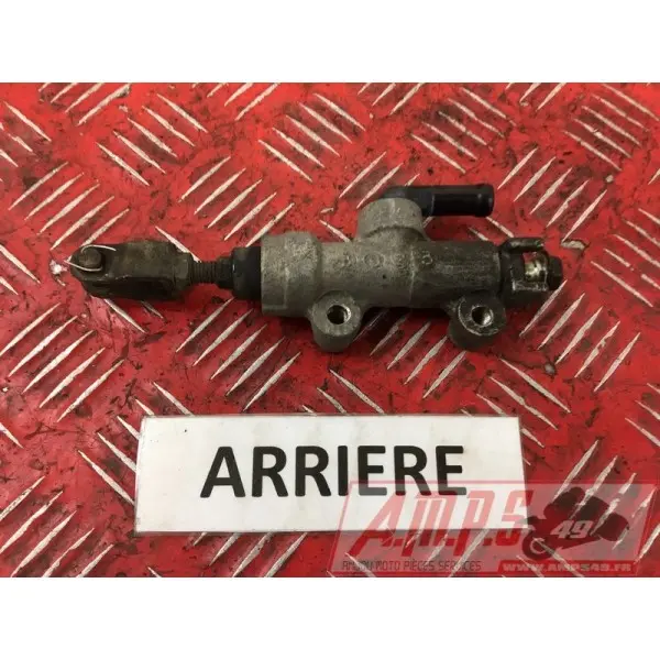 Maitre cylindre de frein arriereZZR60094CD-352-CQB3-B1358021used