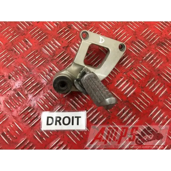 Platine repose pied passager droiteZZR60094CD-352-CQB3-B1357994used