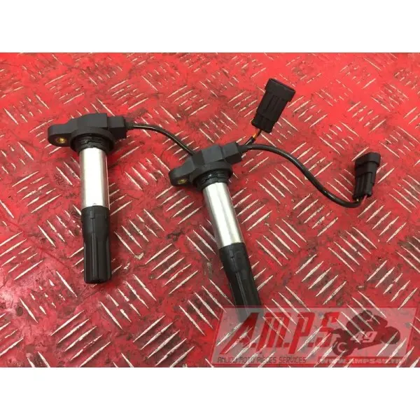 Bobine d'allumage courteRSV4R10AJ-886-KAH4-E4359048used