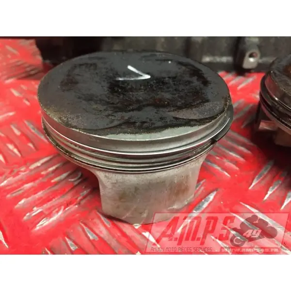 Bloc moteur nu Yamaha FJR 1300 2001 à 2005 5VSFJR1300003BM-577-LTB4-C0359484used