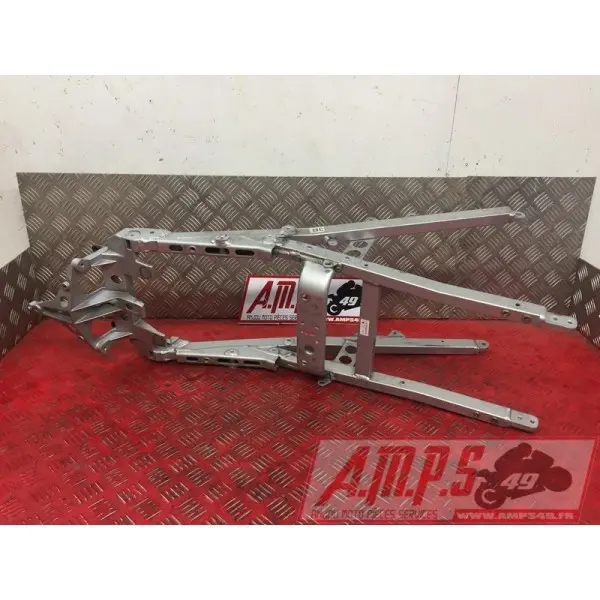 Boucle arriere Yamaha FJR 1300 2001 à 2005 5VSFJR1300003BM-577-LTB4-C0359555used