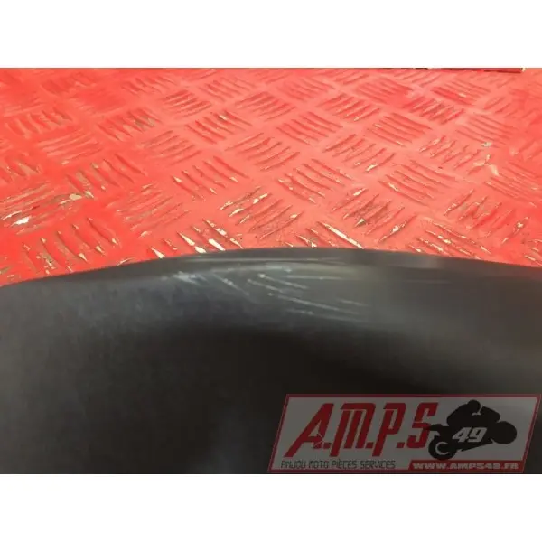 Cache sous reservoir droitGSXR100010AP-156-PMB2-E1361120used