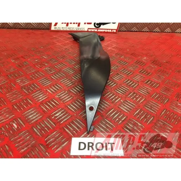 Cache sous reservoir droitGSXR100010AP-156-PMB2-E1361120used