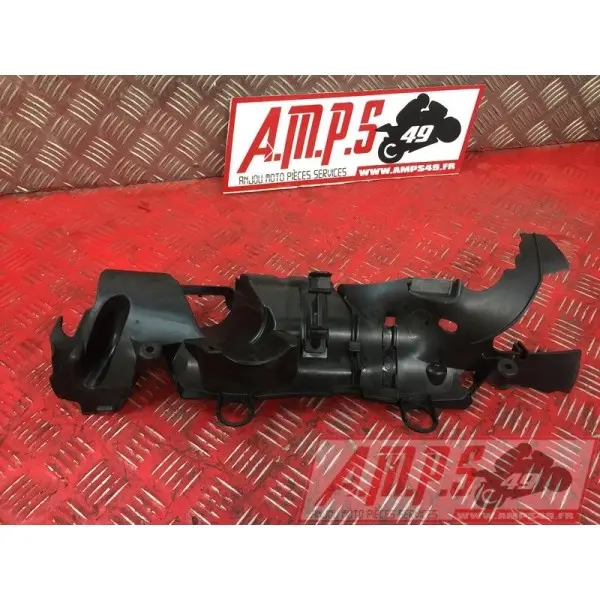 Cache plastique sur moteurS1000R17EP-972-LGH5-A5361517used