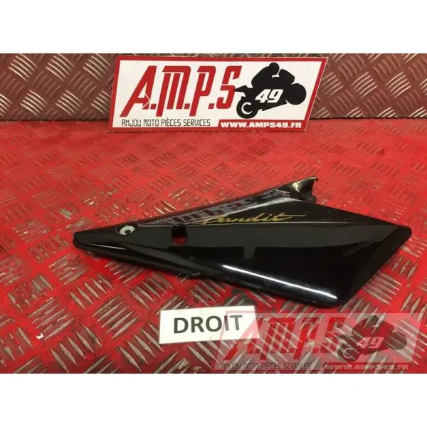 Cache sous selle droit1200BANDIT03BS-055-FXB0-A4363234used