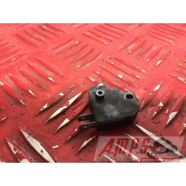 Contacteur de frein avantSVN100003EA-138-RRB0-A5363421used