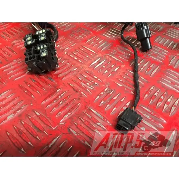 Faisceau électrique principaleSTREET66018EY-570-EXH2-E4365164used