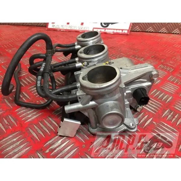 Rampe d'injectionSTREET66018EY-570-EXH2-E4365235used