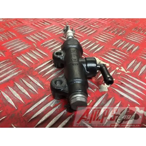 Maitre cylindre de frein arriereSTREET66018EY-570-EXH2-E4365276used