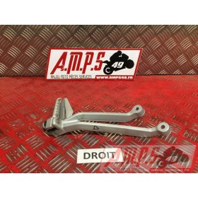 Platine repose pied passager droite Triumph 660 Street Triple S 2017 à 2020