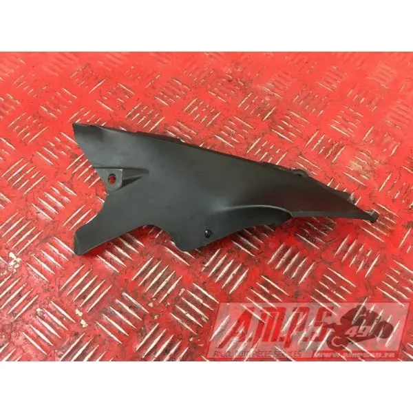 Plastique droit 1R106BB-920-NXB0-C3365398used