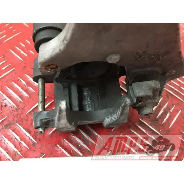 Etrier de frein arriereR106BB-920-NXB0-C3365604used