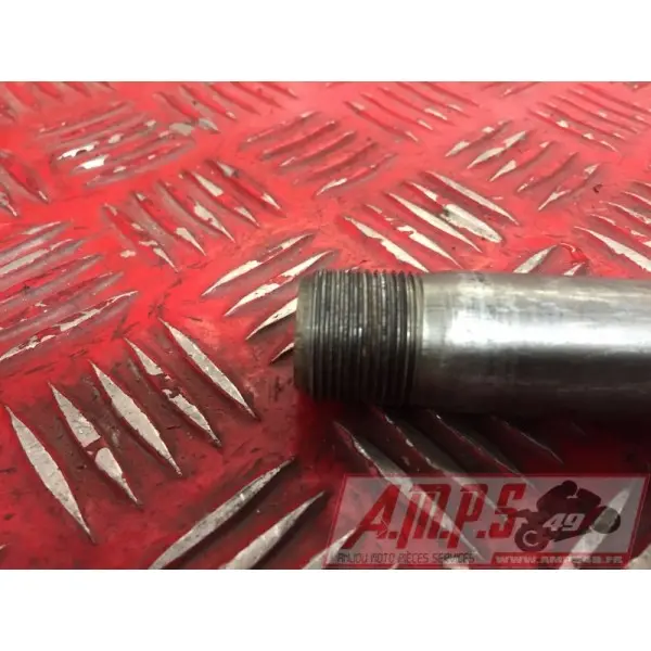 Axe de roue avantSVS100007BD-911-AZB0-D2366414used