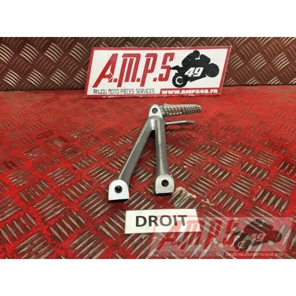 Platine repose pied passager droiteGSXR75006ET-527-MAB0-D4366535used