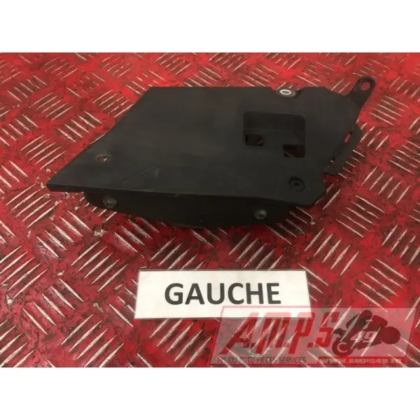 Cache plastique avant gaucheMT0913CZ-610-RAB0-B5368032used