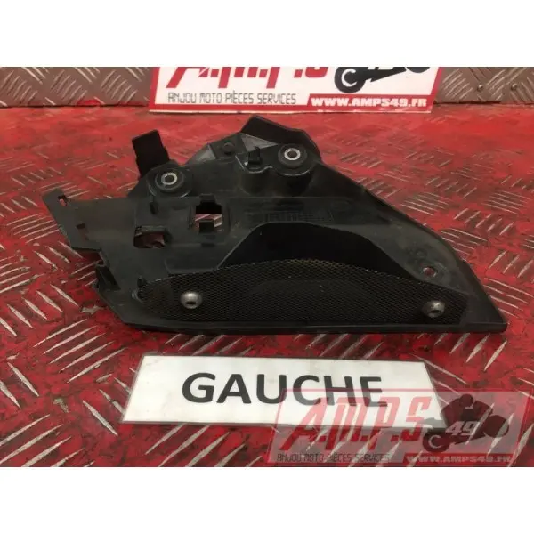 Cache plastique avant gaucheMT0913CZ-610-RAB0-B5368032used
