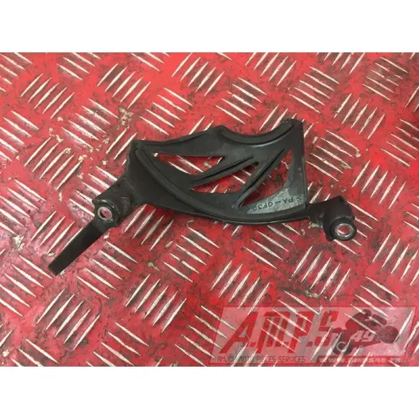 Protection carter d'embrayageMT0913CZ-610-RAB0-B5368094used