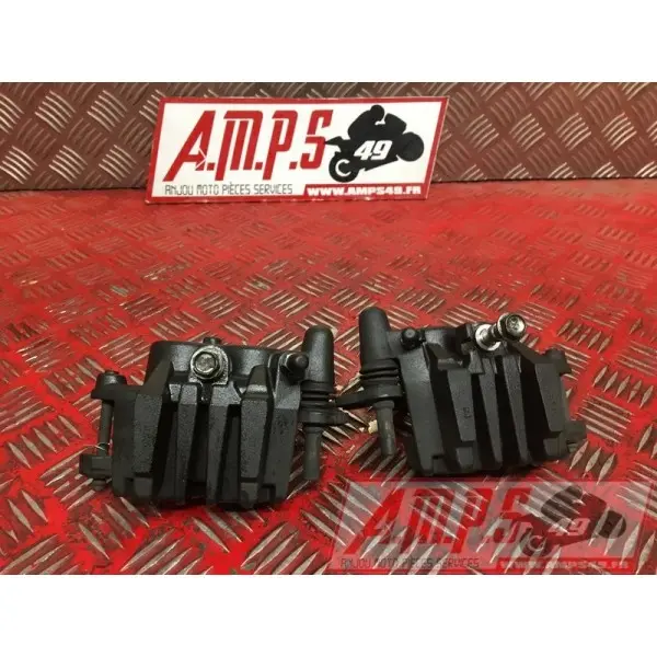 Paire d'étrier de frein avantER6N16EF-209-ANB3-209-AN368294used