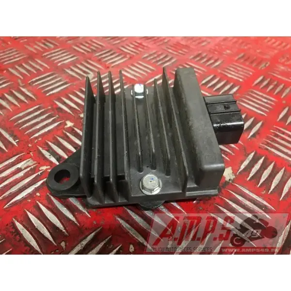 Regulateur de tensionZ65017EN-286-VGH0-D2369890used